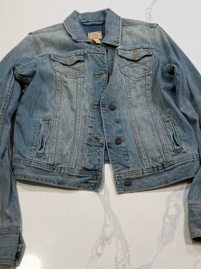 Abercrombie & Fitch light blue denim jacket with red label